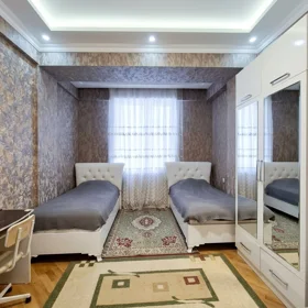 In Baku 110.0 m² apartment is for rent - Image 4