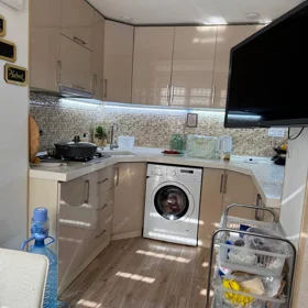 In Baku 75.0 m² apartment is for sale - Image 8