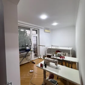 In Baku 100.0 m² commercial is for rent - Image 2