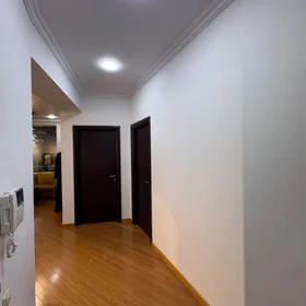 In Baku 100.0 m² commercial is for rent - Image 9