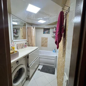 In Baku 95.0 m² apartment is for sale - Image 5