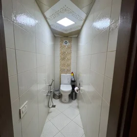 In Baku 95.0 m² apartment is for sale - Image 6