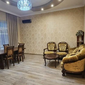 In nan 165.0 m² house with 5.0 rooms is for sale - Image 6