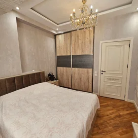In Baku 120.0 m² apartment is for sale - Image 9