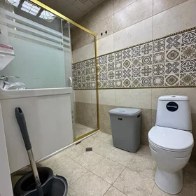 In Baku 75.0 m² apartment is for rent - Image 2