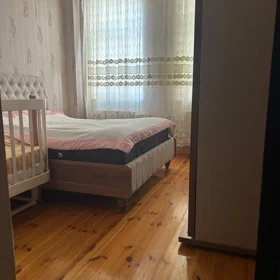 In Baku 80.0 m² apartment is for sale - Image 2