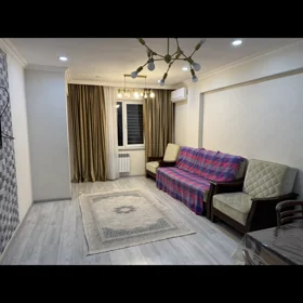 In Baku 196.0 m² apartment is for sale - Image 3