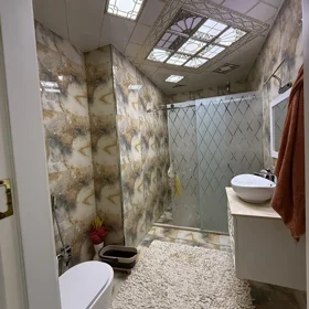 In Baku 85.0 m² apartment is for rent - Image 8