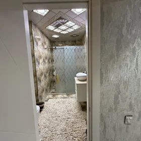In Baku 85.0 m² apartment is for rent - Image 9