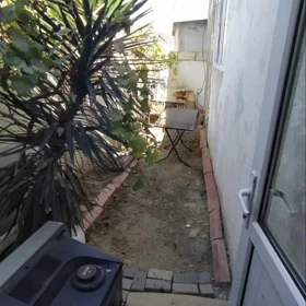 In Khirdalan 45.0 m² house with 2.0 rooms is for sale - Image 4