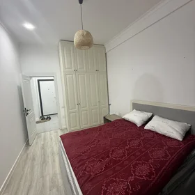 In Baku 80.0 m² apartment is for rent - Image 2