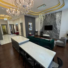 In Baku 170.0 m² apartment is for rent - Image 6
