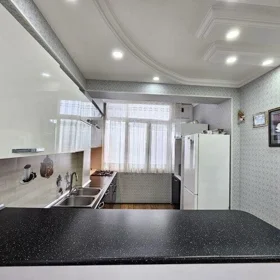 In Khirdalan 73.0 m² apartment is for sale - Image 5
