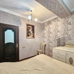 In Khirdalan 73.0 m² apartment is for sale - Image 6
