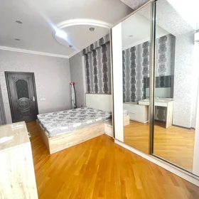 In Baku 86.0 m² apartment is for rent - Image 4