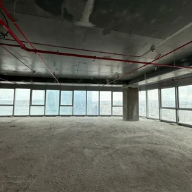 In Baku 172.0 m² apartment is for sale - Image 7