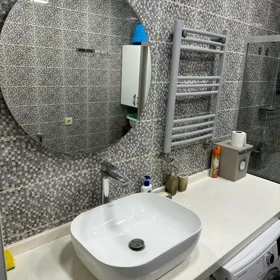 In Baku 90.0 m² apartment is for rent - Image 2