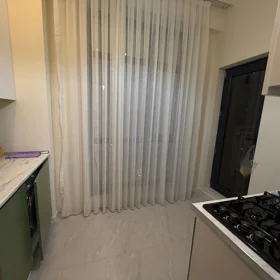 In Baku 80.0 m² apartment is for rent - Image 2