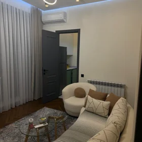 In Baku 80.0 m² apartment is for rent - Image 4