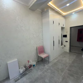 In Baku 72.0 m² apartment is for sale - Image 8