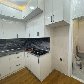 In Baku 72.0 m² apartment is for sale - Image 10