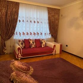 In Baku 137.0 m² apartment is for rent - Image 5