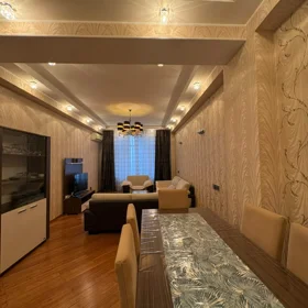 In Baku 180.0 m² apartment is for rent - Image 3
