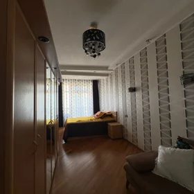 In Baku 180.0 m² apartment is for rent - Image 8