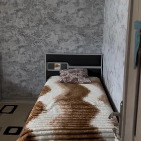 In Baku 63.0 m² house with 2.0 rooms is for rent - Image 4