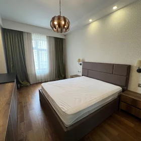 In Baku 160.0 m² apartment is for rent - Image 2