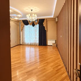 In Baku 175.0 m² apartment is for sale - Image 7