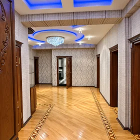 In Baku 175.0 m² apartment is for sale - Image 8