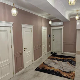 In Baku 135.0 m² apartment is for rent - Image 5