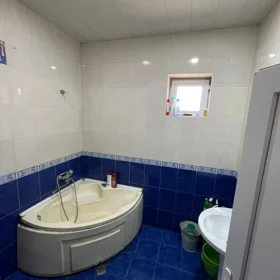 In nan 100.0 m² house with 3.0 rooms is for sale - Image 6
