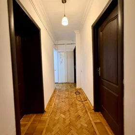 In Baku 90.0 m² apartment is for rent - Image 2