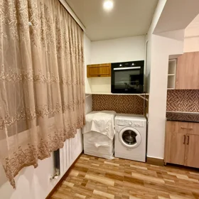 In Baku 90.0 m² apartment is for rent - Image 8