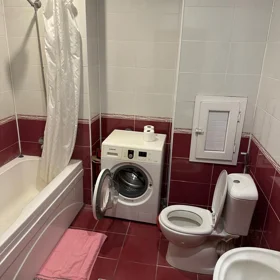 In Baku 94.0 m² apartment is for rent - Image 10