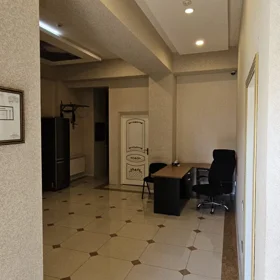 In Baku 130.0 m² commercial is for rent - Image 9