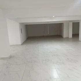 In Baku 350.0 m² commercial is for rent - Image 4