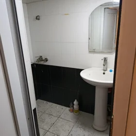 In Baku 142.0 m² commercial is for rent - Image 7