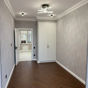 In Baku 80.0 m² apartment is for sale - Image 5