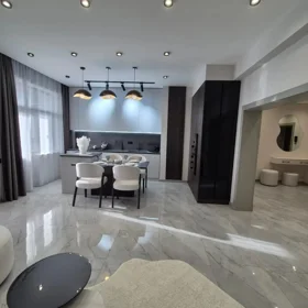 In Baku 100.0 m² apartment is for rent - Image 3
