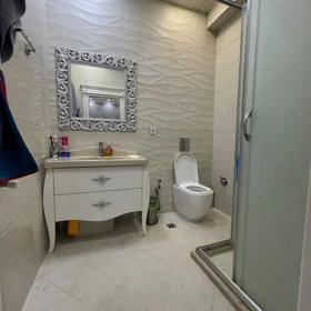In Baku 110.0 m² apartment is for sale - Image 8