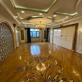 In Binəqədi rayonu 216.0 m² apartment is for sale - Image 6