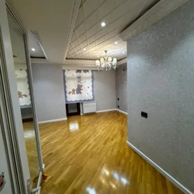 In Binəqədi rayonu 216.0 m² apartment is for sale - Image 7