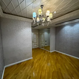 In Binəqədi rayonu 216.0 m² apartment is for sale - Image 8