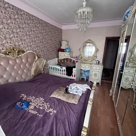 In Baku 70.0 m² apartment is for sale - Image 5