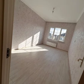 In nan 180.0 m² house with 4.0 rooms is for sale - Image 3