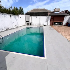 In nan 140.0 m² house with 4.0 rooms is for sale - Image 2