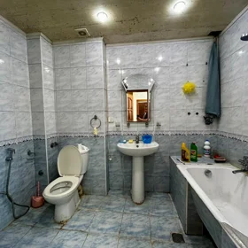 In Baku 100.0 m² apartment is for rent - Image 7